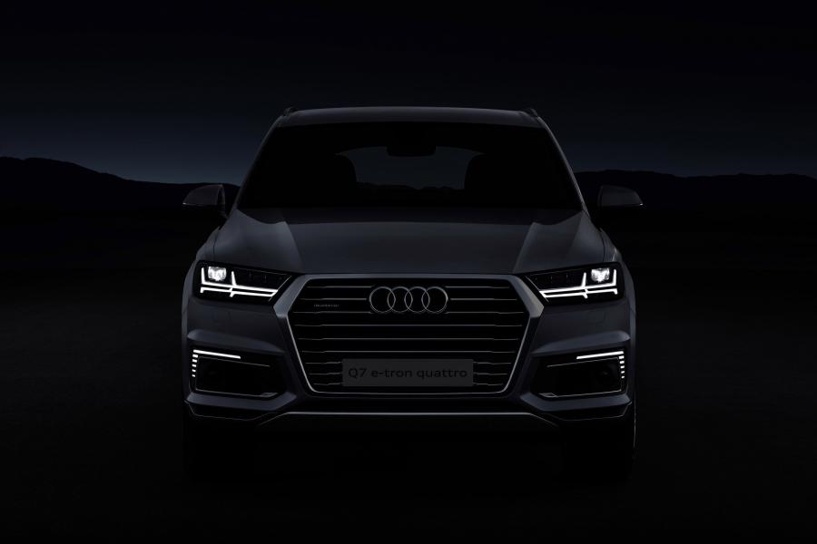  Audi Q7 e-tron TFSI Quattro (4M) 2015 года  (WW) (фото 16 из 22)